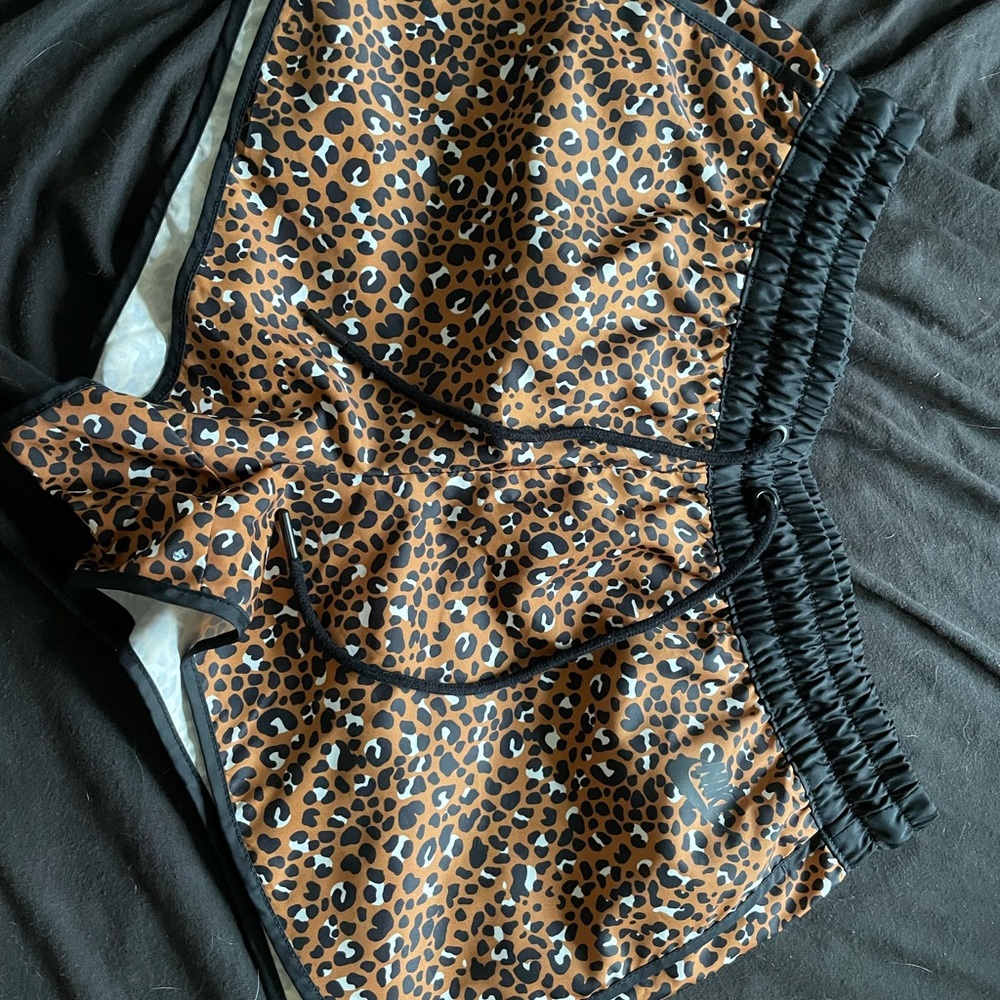 Nike leopard animal print shorts M